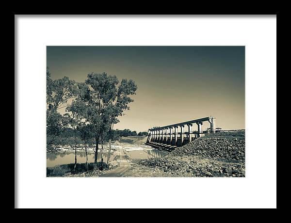 EJ Beardmore Dam Qld Black and White - Framed Print - vrmediadecor.vrmedia.com.au
