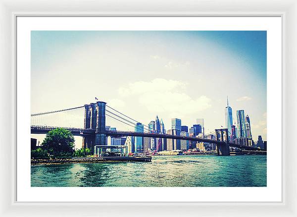 Long Island, Brooklyn Bridge, New York in Colour - Framed Print