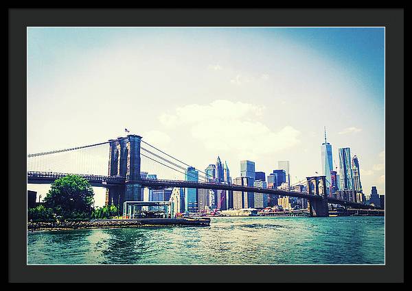 Long Island, Brooklyn Bridge, New York in Colour - Framed Print